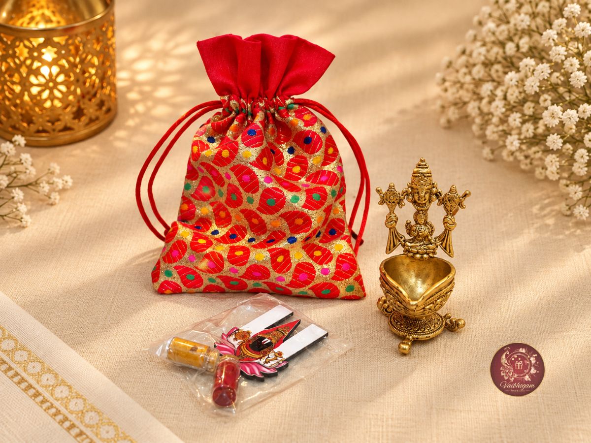Balaji Lakshmi Brass Diya Hamper