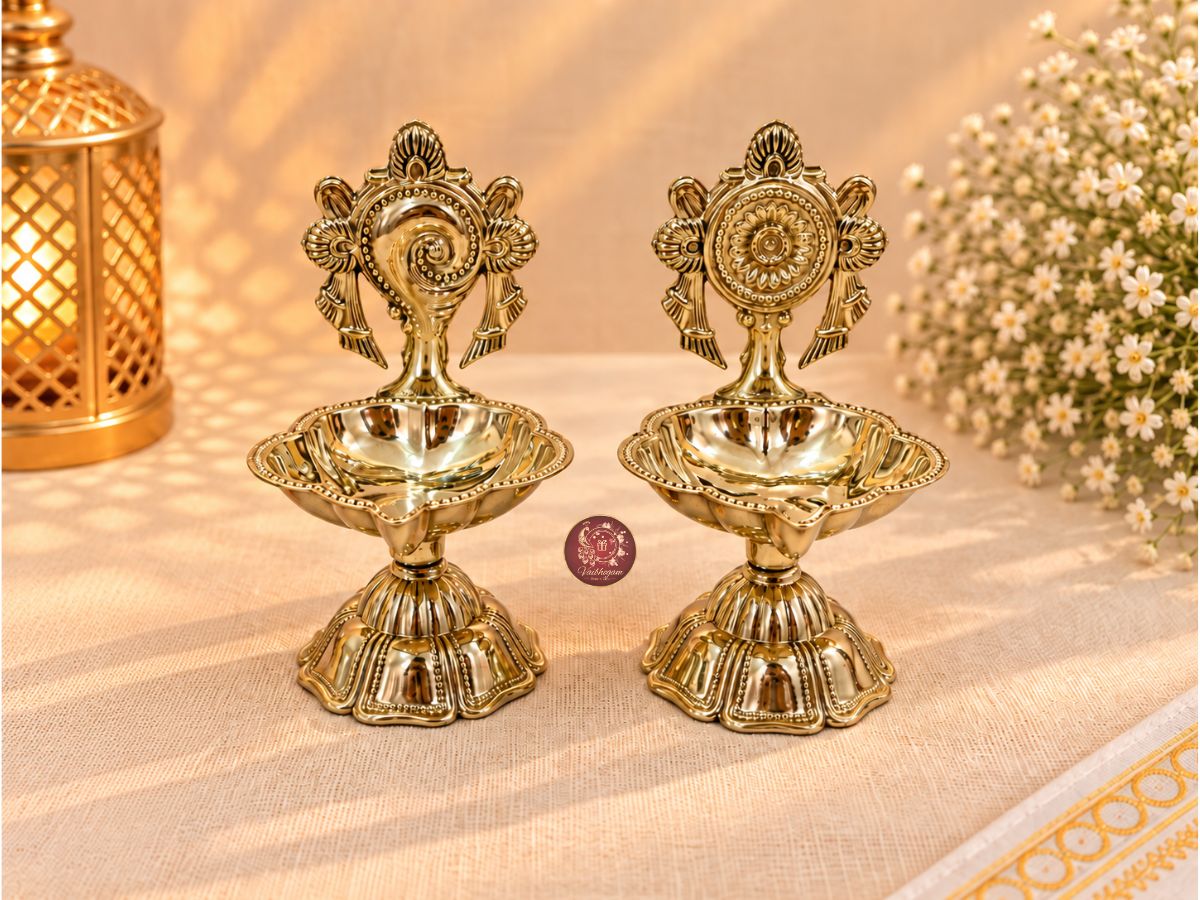 Shanku Chakra Brass Diya